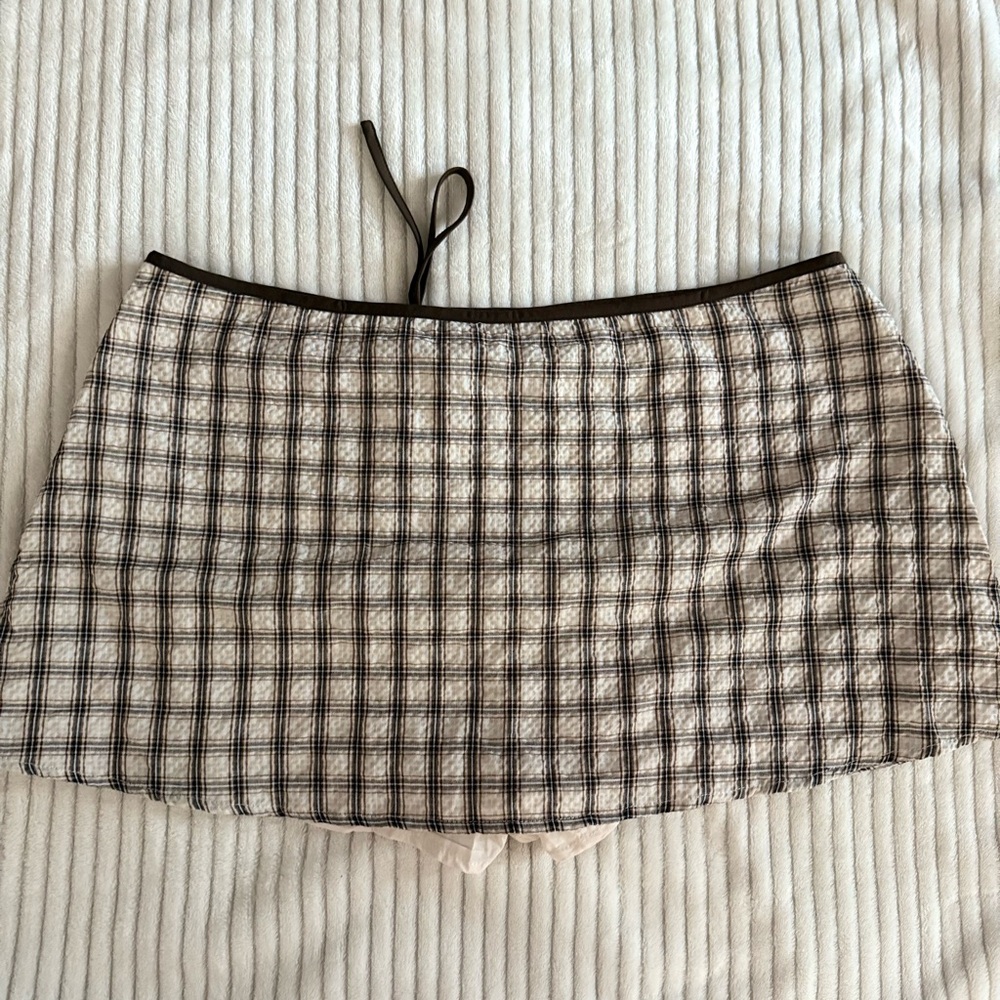 Princess Polly: Korren Low Rise Skort Plaid Petite *sold out on website* - Picture 4 of 5